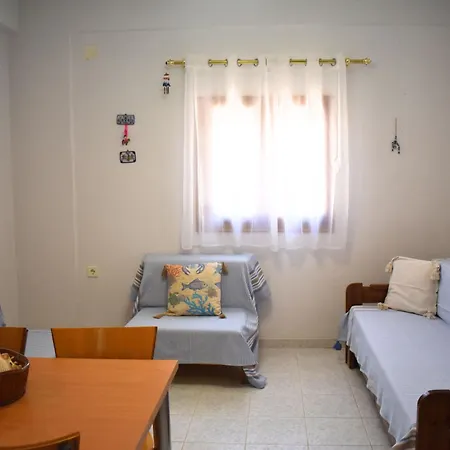 Sunflower House Apartment